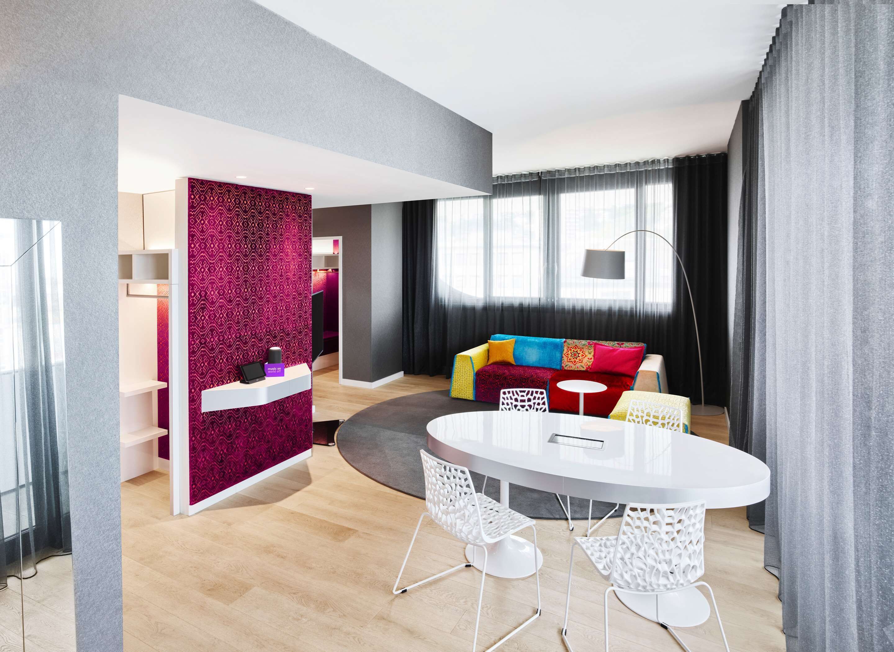 1 bedroom, hypo-allergenic bedding, minibar, in-room safe