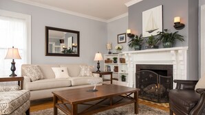 Interior - The Chadwick Bed & Breakfast (Portland)