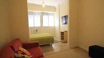 Apartment | 1 bedroom, iron/ironing board, free WiFi, bed sheets