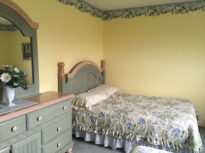 Apartment, 4 Schlafzimmer | Kostenloses WLAN, Bettwäsche