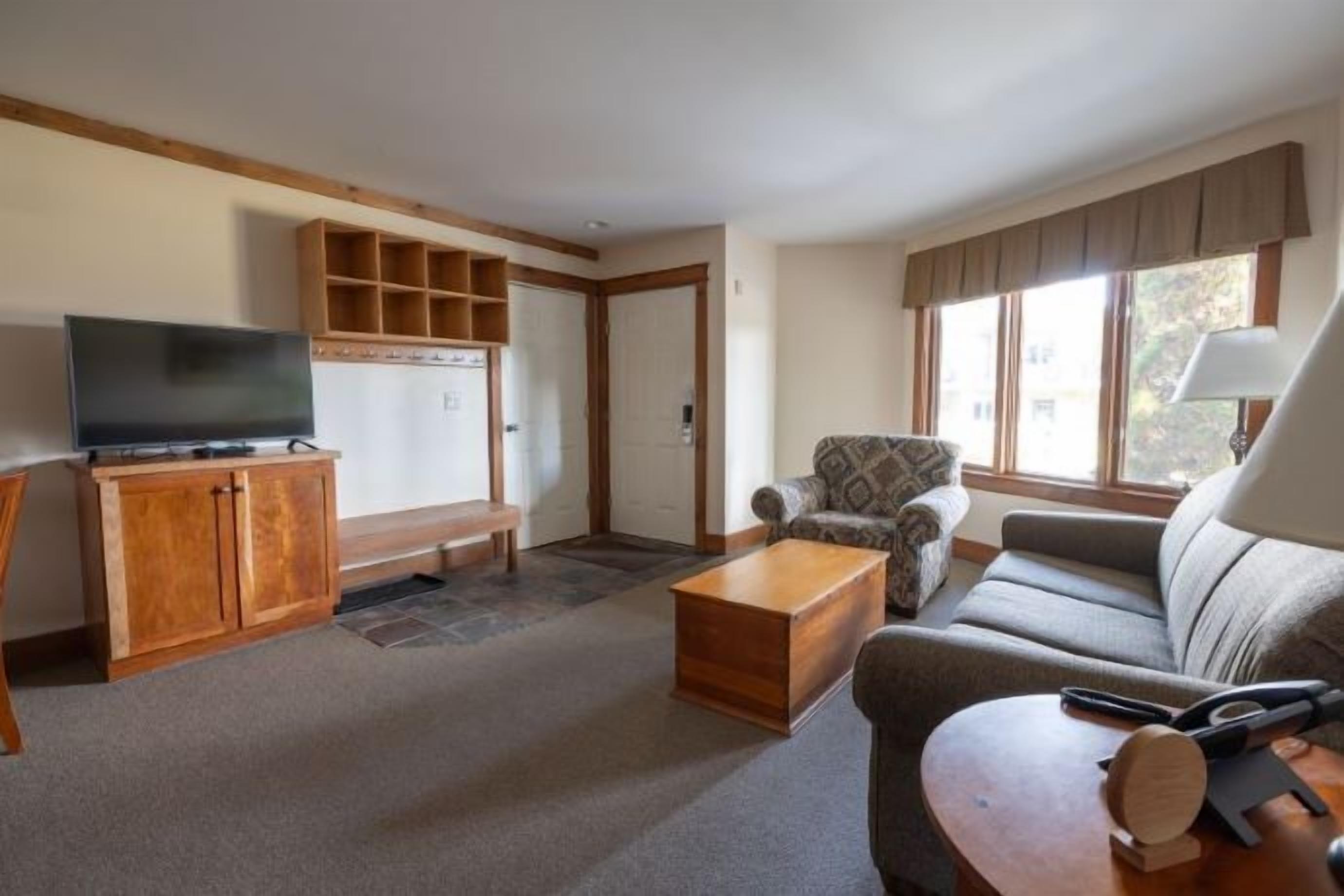 condo, 2 bedrooms | living area