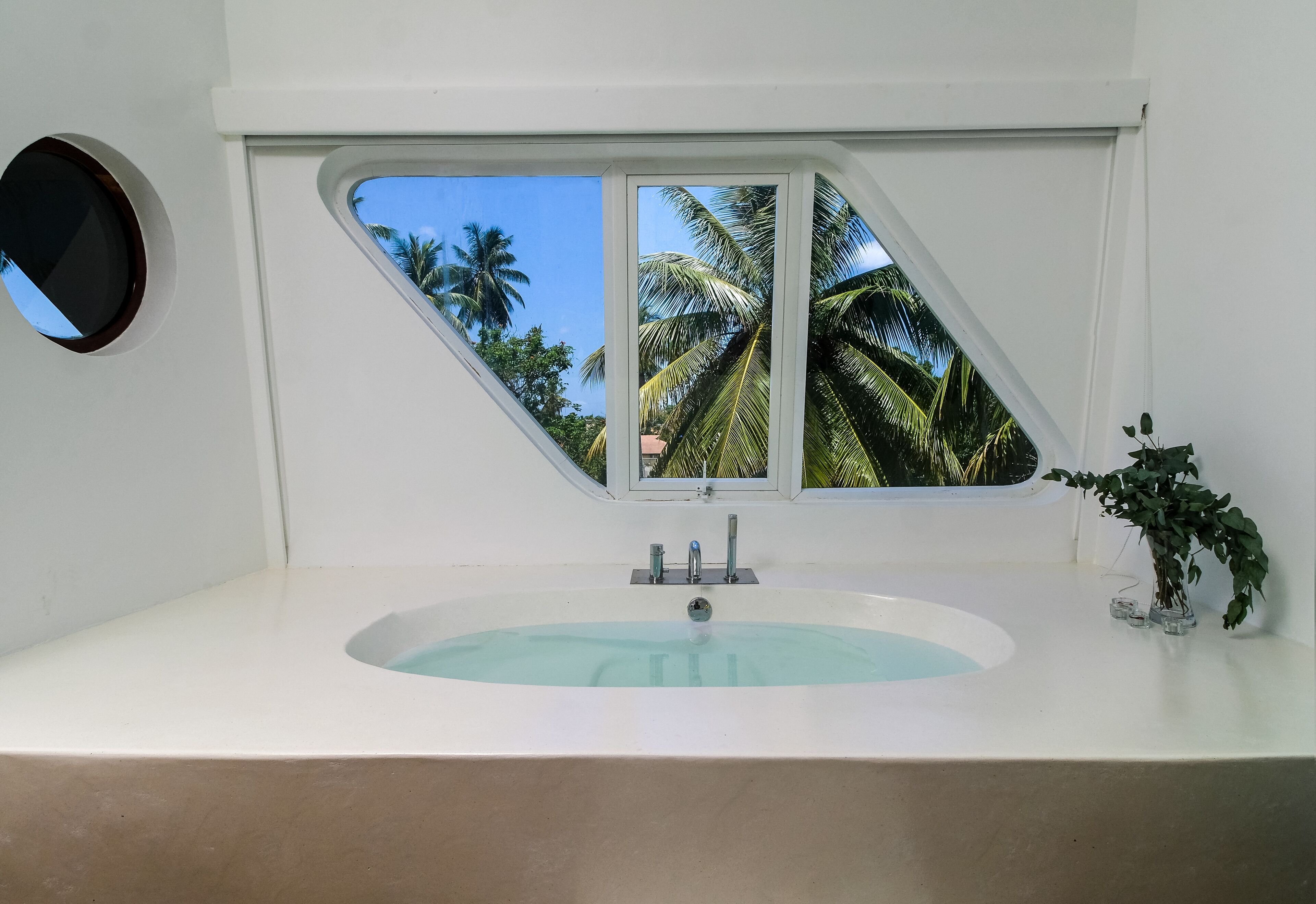 studio apartment - c2 | deep-soaking bathtub