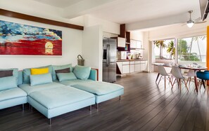 Apartment with Sea View - B | Wohnbereich