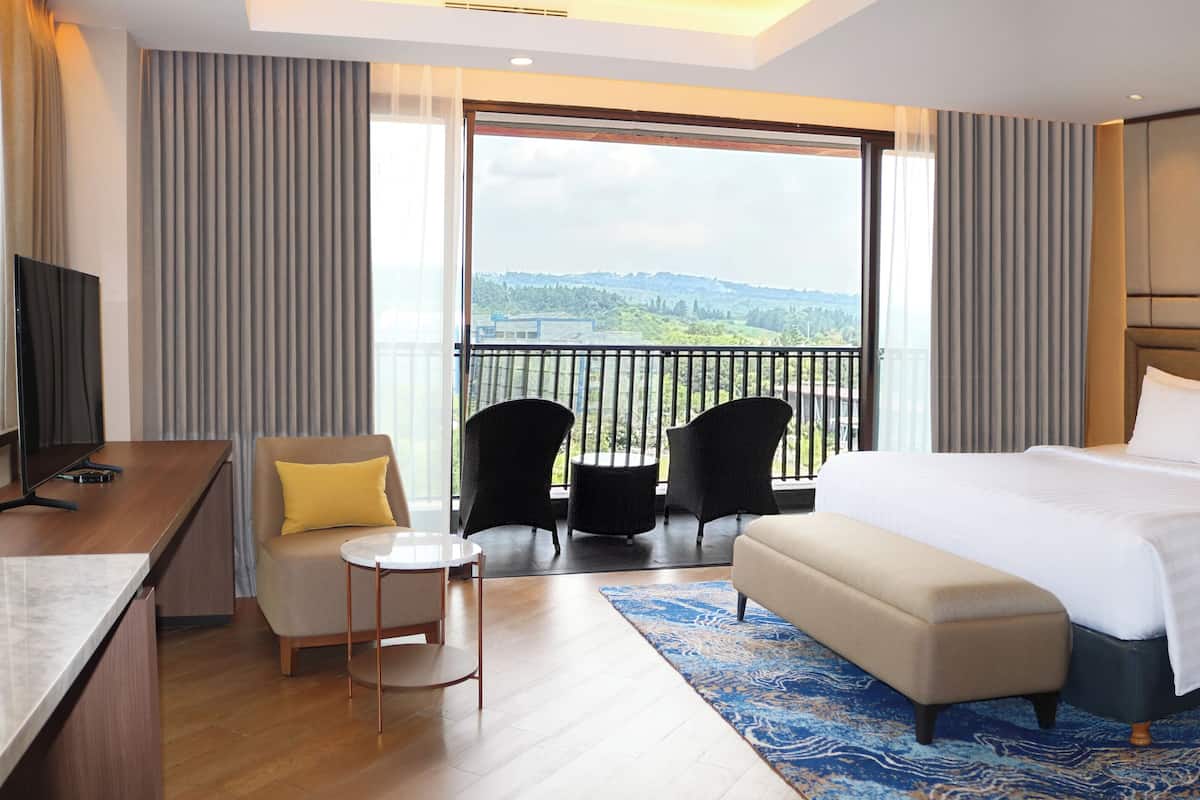 Aston Suite