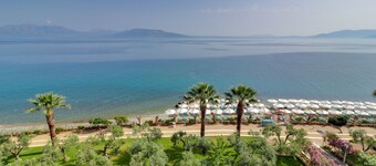 Calamos Beach Family Club Hotel