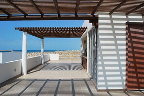 Family Villa, 3 Bedrooms, Private Pool, Partial Ocean View | Terrace/patio