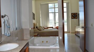 Familienapartment, 2 Schlafzimmer, Meerblick | Badezimmer