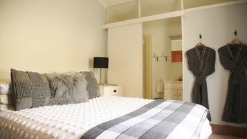 Globetrotter Room | Bathroom