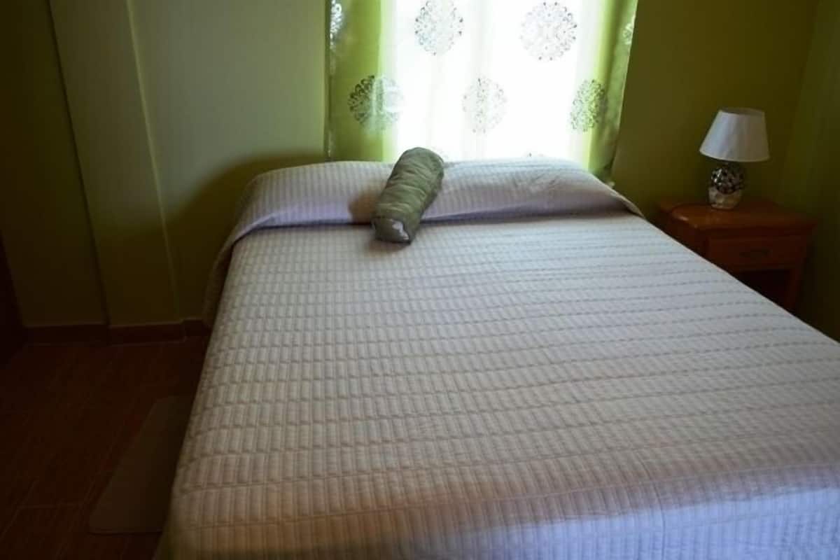 In-room safe, iron/ironing board, free WiFi
