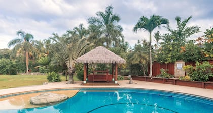 Rarotonga's Fishing Lodge - GT's