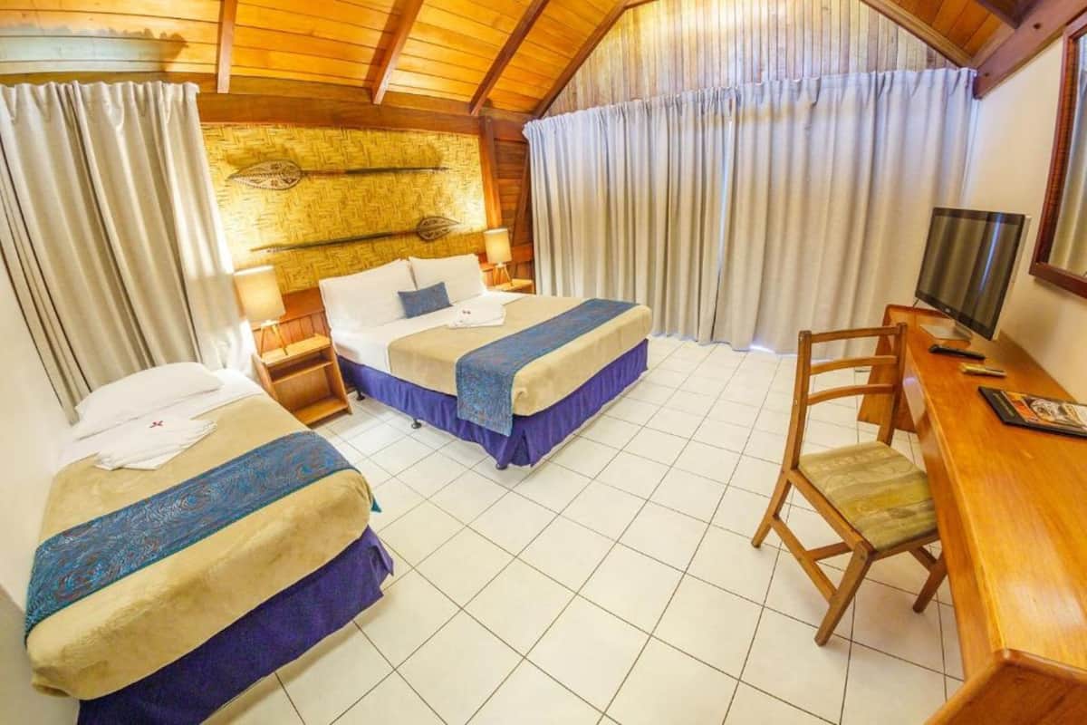 Executive-Bungalow | Hochwertige Bettwaren, Zimmersafe, Schreibtisch, schallisolierte Zimmer