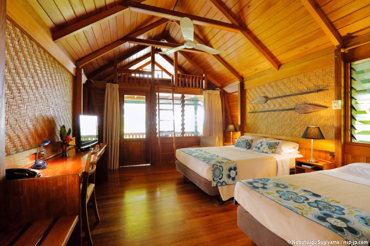 premium bedding, in-room safe, desk, soundproofing