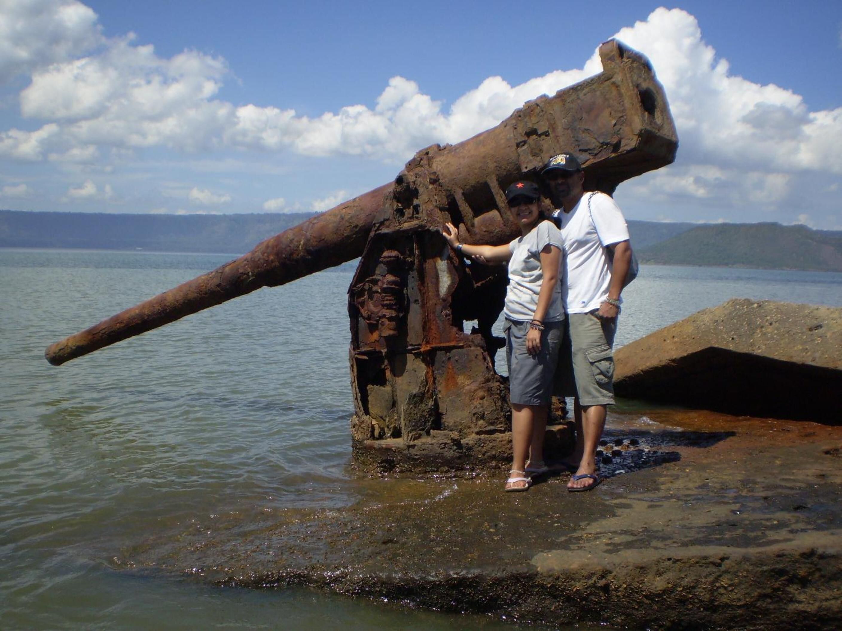 beach nearby, scuba diving, kayaking