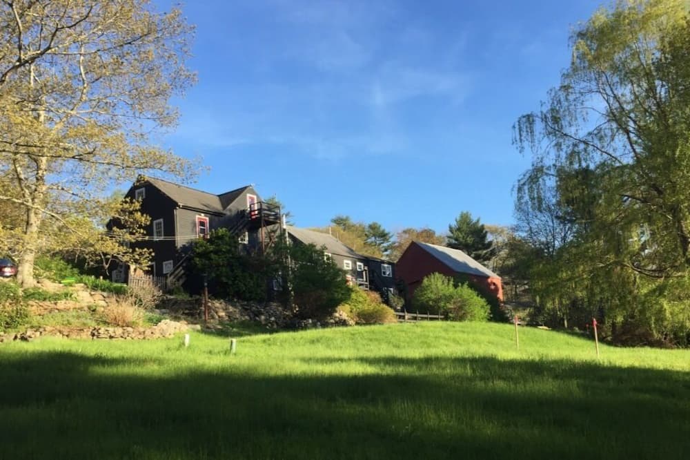 The Squire Tarbox Inn