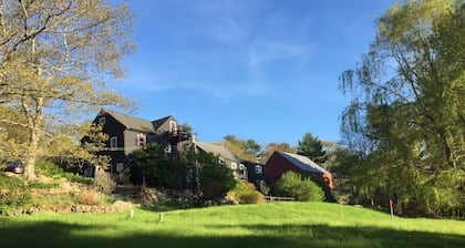 The Squire Tarbox Inn