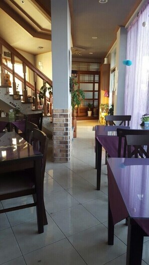 Check-in/check-out kiosk - Elmar Guesthouse - Hostel (Seogwipo)