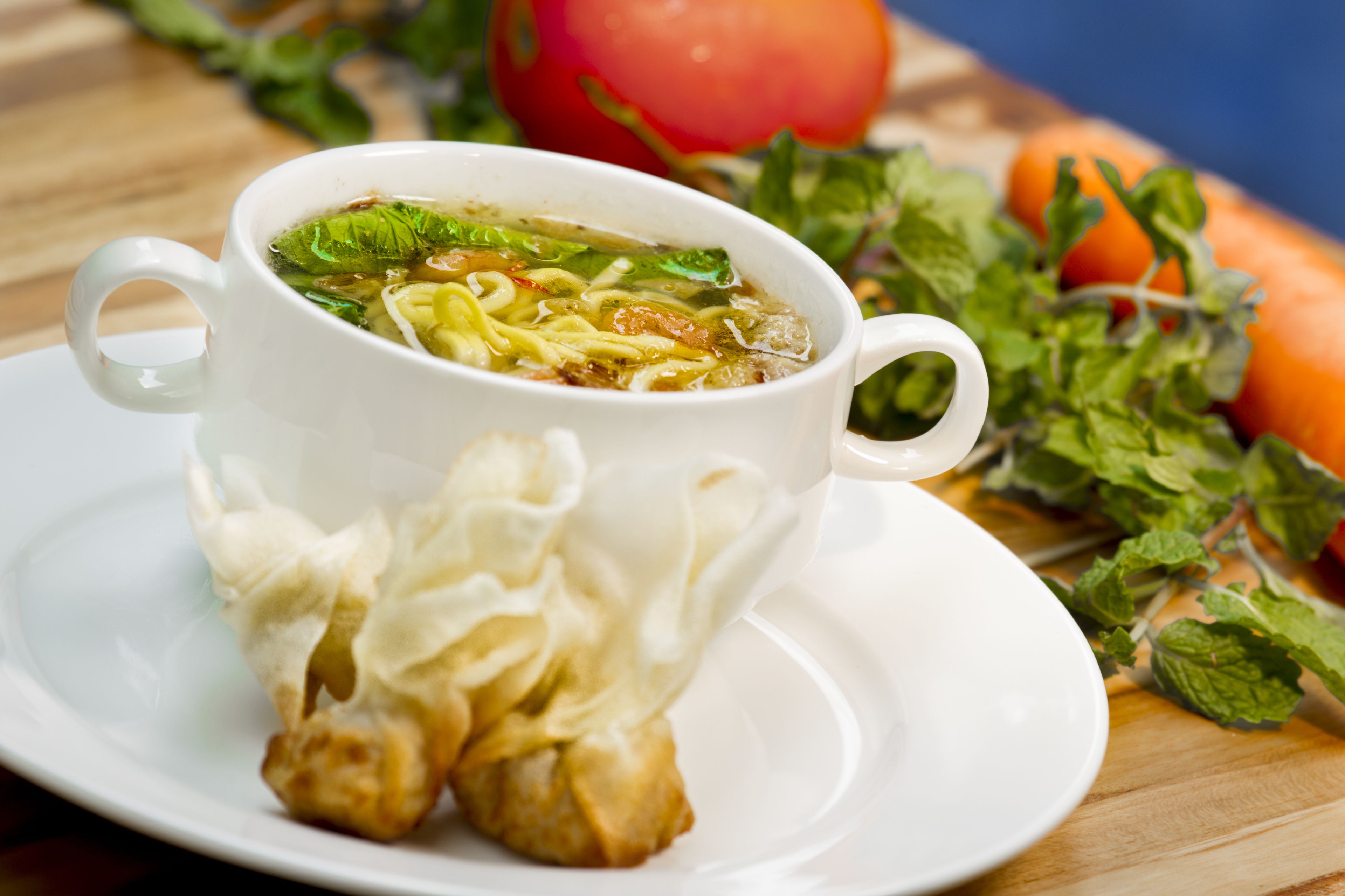 3 bars/lounges, poolside bar