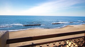 Beach - Takeya Hotel (Tsuruoka)
