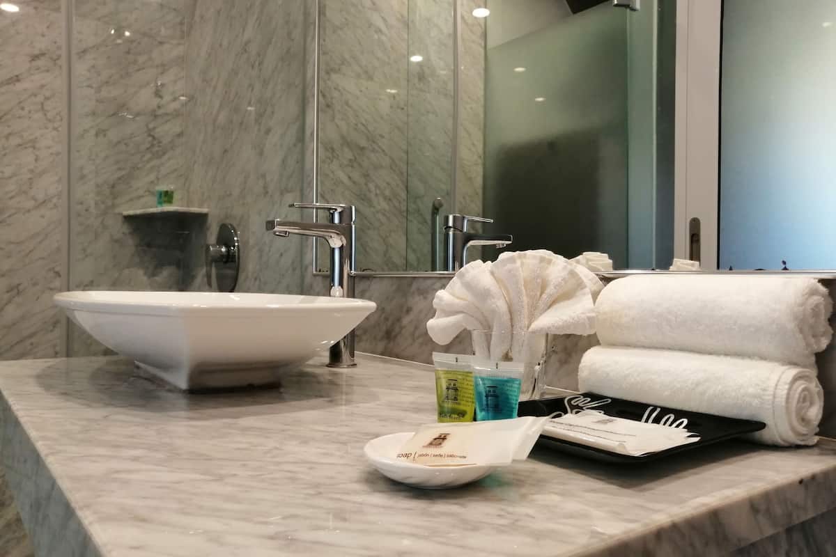 junior room (no window) | premium bedding, in-room safe, laptop workspace, rollaway beds