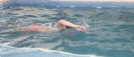 Piscine couverte, piscine extérieure