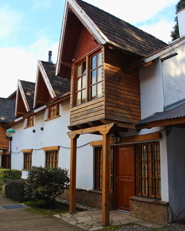 Exterior - Apart Manantial del Valle (San Martin de los Andes)