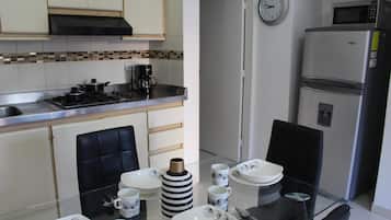 Private kitchen | Cookware/dishes/utensils