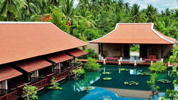 Outdoor pool - Yao In Chan (Samut Songkhram)