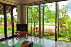 Garden Villa | Living area | Flat-screen TV - Yao In Chan (Samut Songkhram)