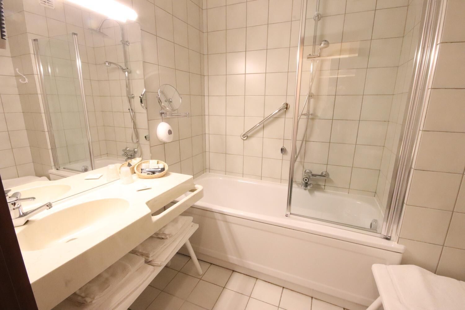 bathtub, free toiletries, hair dryer, bathrobes