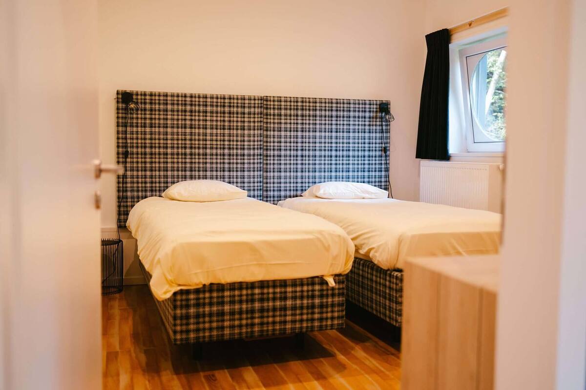 family loft, 2 bedrooms, river view | blackout curtains, cots/infant beds, free wifi, bed sheets