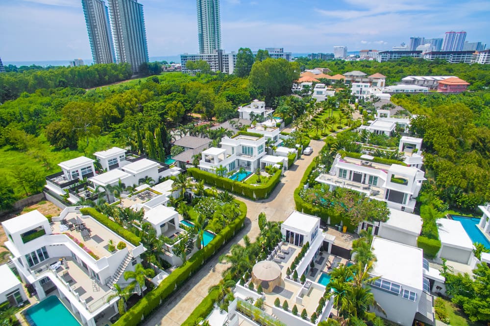 Colibri Pool Villa Pattaya