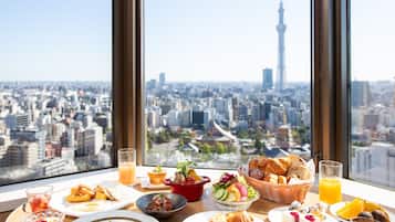 Desayuno buffet (JPY 3600.00 por persona)