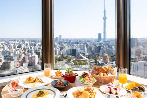 Desayuno buffet todos los días (con cargo)