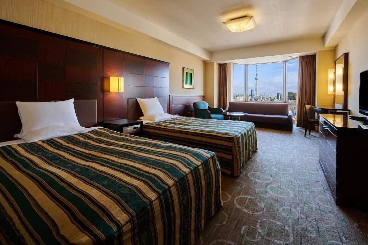 In-room safe, desk, blackout drapes, soundproofing