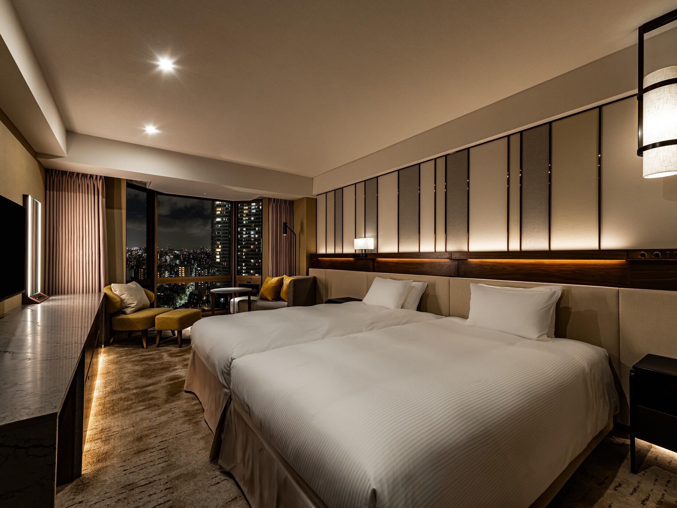 Superior Twin with City Side,Non Smoking | In-room safe, desk, blackout drapes, soundproofing