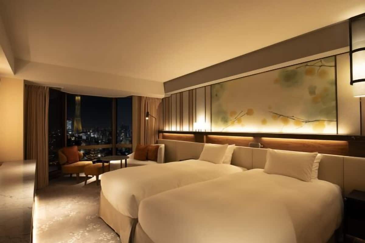 1 bedroom, in-room safe, desk, blackout curtains