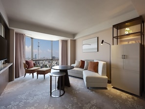 In-room safe, desk, blackout drapes, soundproofing