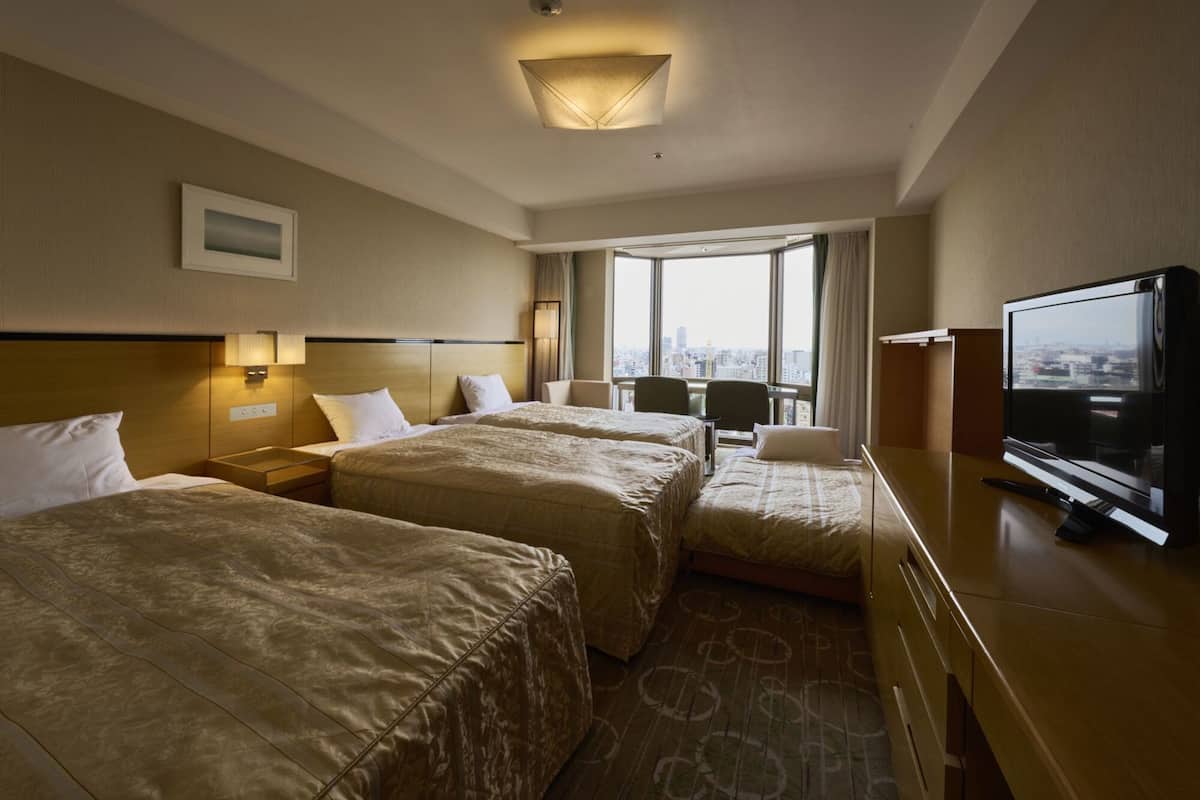 In-room safe, desk, blackout drapes, soundproofing