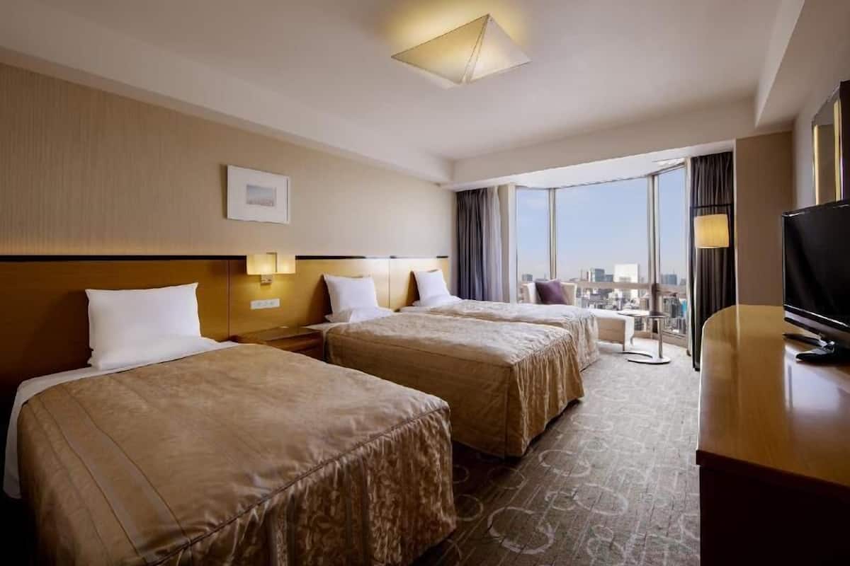 In-room safe, desk, blackout drapes, soundproofing