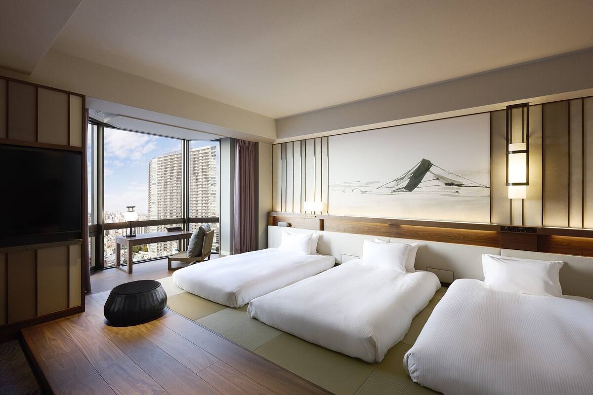 In-room safe, desk, blackout drapes, soundproofing
