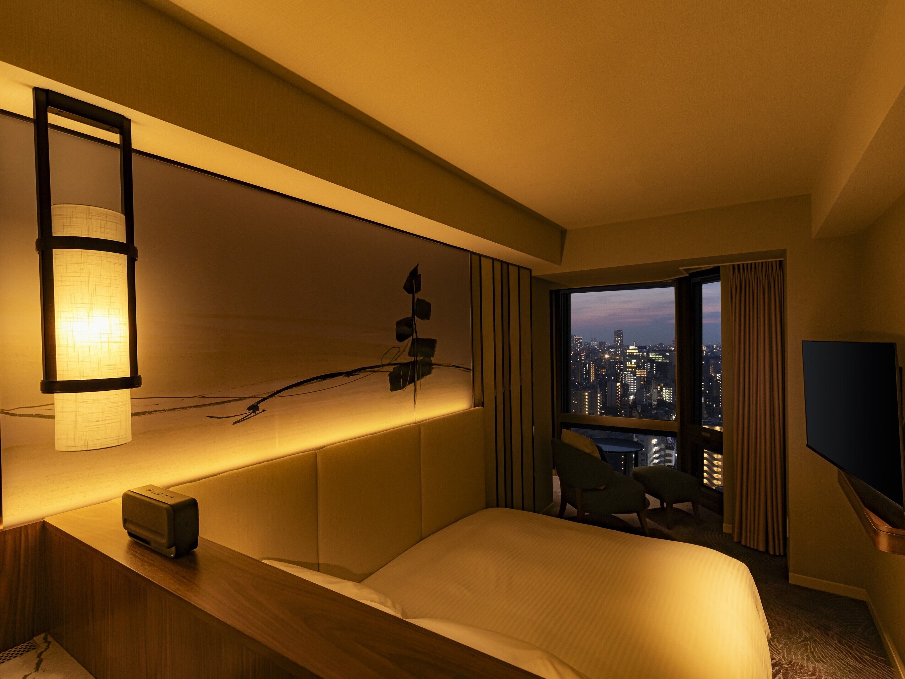 Coffres-forts dans les chambres, bureau, rideaux occultants