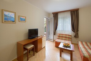 LCD TV - Apartments Holiday (Petrovac)