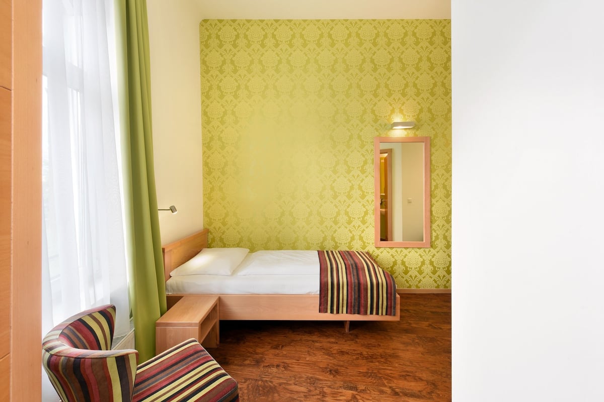 Basic Single Room