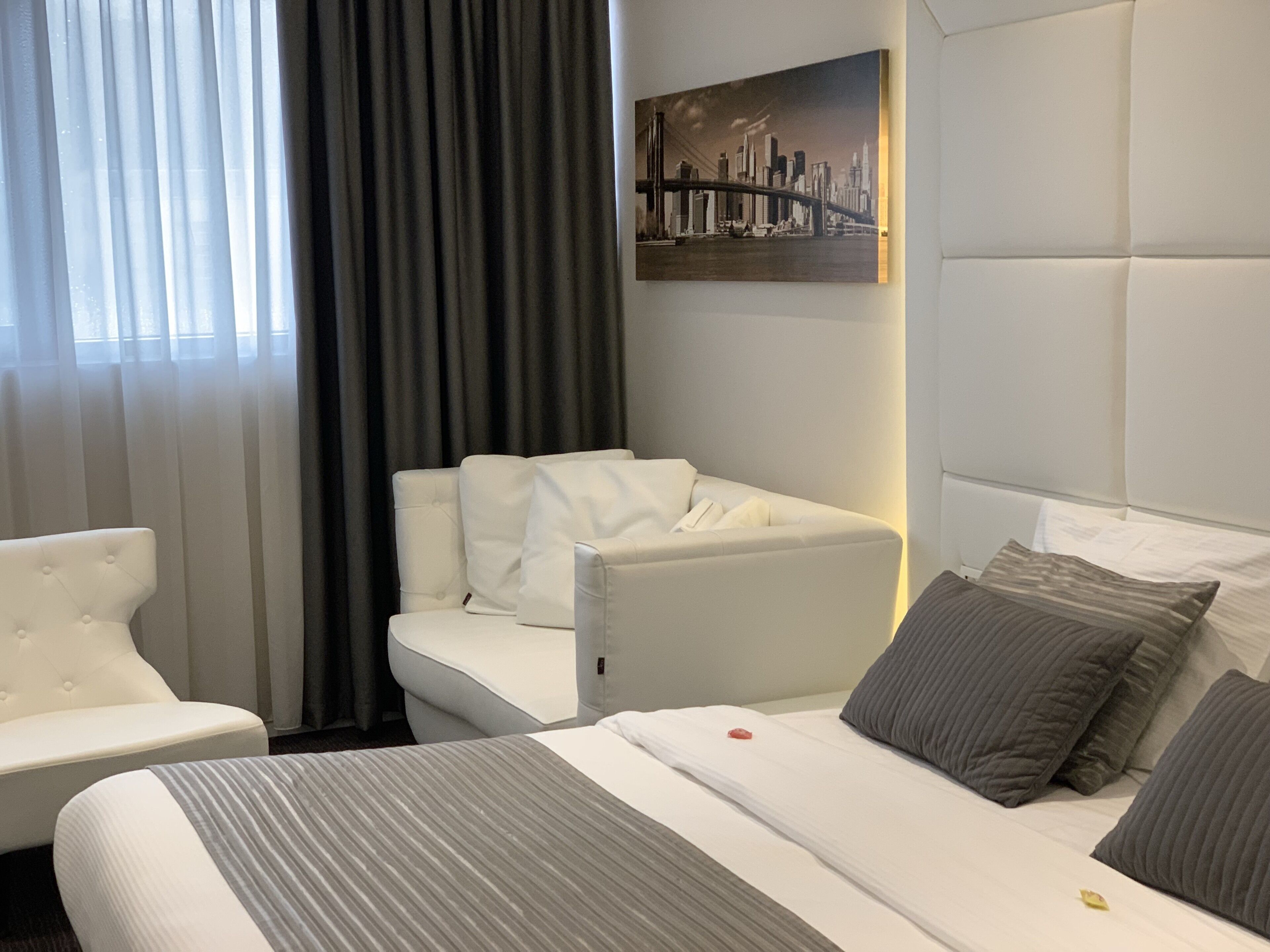 double room | desk, soundproofing, iron/ironing board, free cots/infant beds