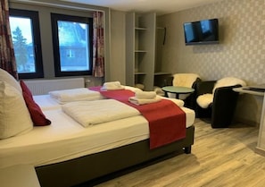Standard Twin Room | 1 bedroom, desk, cribs/infant beds, rollaway beds - Hôtel du Lac (Buetgenbach)