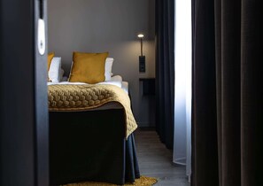 Suíte executiva, 1 cama King, para não fumantes, sauna seca (with Sofabed) | Individualmente decorados, individualmente mobiliados, escrivaninha