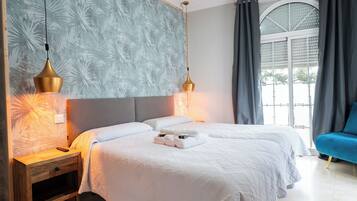 Quarto casal | 16 quartos, edredons de pluma, ferros/tábuas de passar roupa