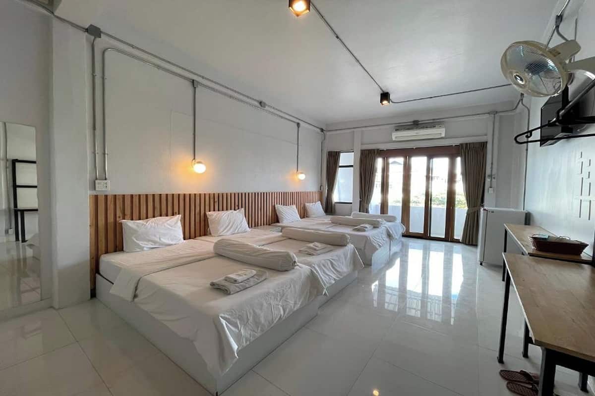Standard Quadruple Room | City view