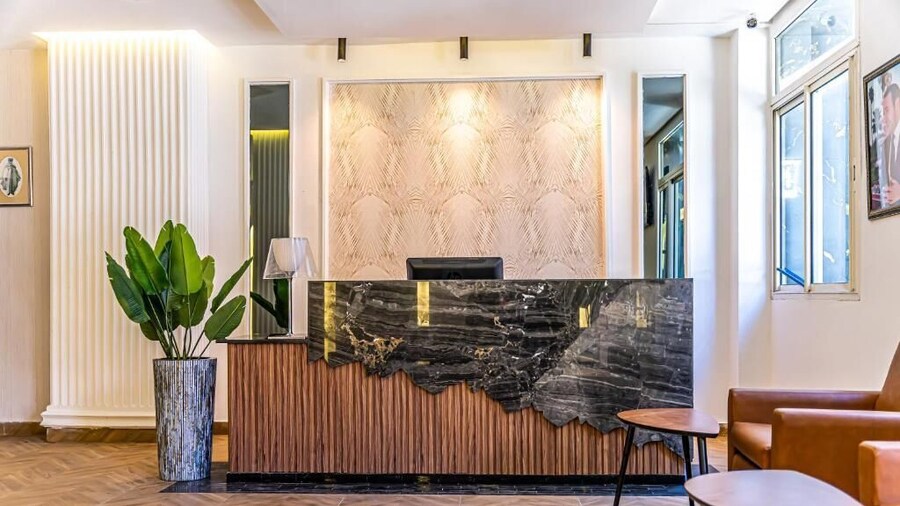 Hotel Les Ambassadeurs