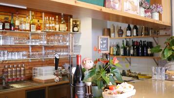 Bar (en la propiedad)